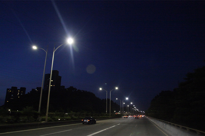 梅观高速路灯项目