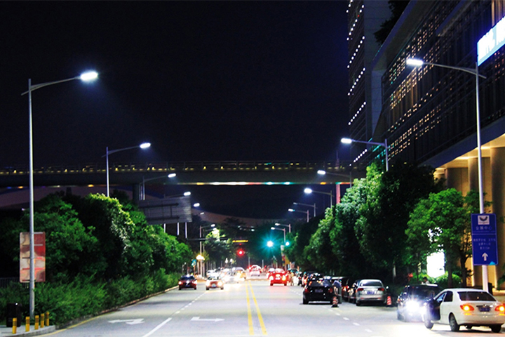 深圳市民中心路灯项目.jpg